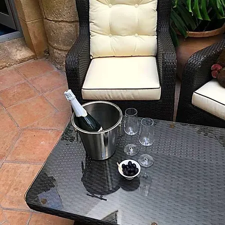 Bed & Breakfast Boutique Numero Cuatro 3*