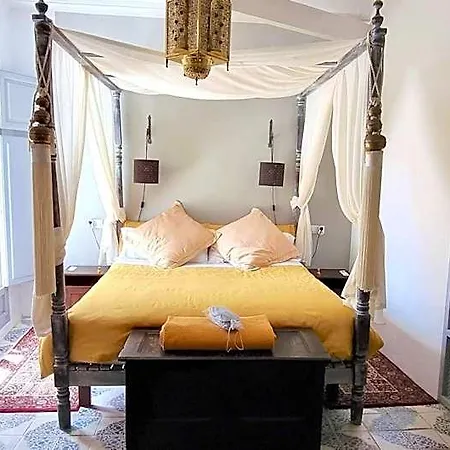 Boutique Numero Cuatro 3*