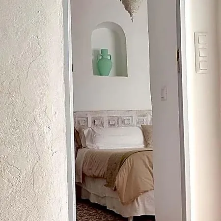 Boutique Numero Cuatro Bed & Breakfast