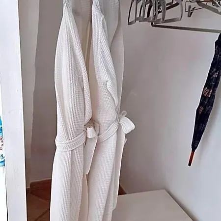 Boutique Numero Cuatro Bed & Breakfast 3*