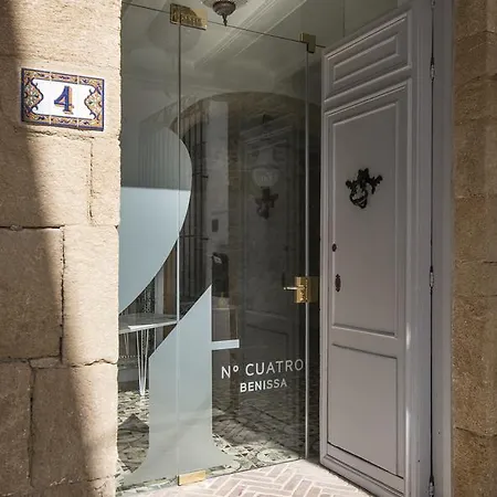 Boutique Numero Cuatro 住宿加早餐酒店 4*