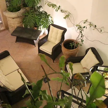 Boutique Numero Cuatro 4* 贝尼萨