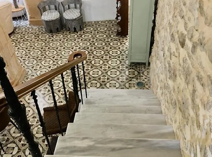 Boutique Numero Cuatro Bed & Breakfast