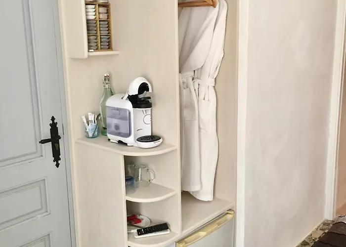 Boutique Numero Cuatro Bed & Breakfast