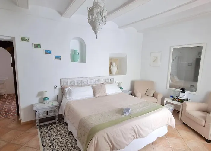 Bed & Breakfast Boutique Numero Cuatro 4*